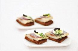 Канапе с сельдью с/с, 35г