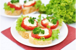 Канапе с фаршированным перчиком, 40г