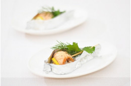 Шпажка "Семга, запеченная с брынзой", 60г