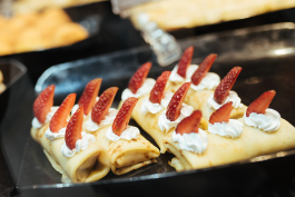 Клубника FEST в КЛАСС проходит весело и вкусно!