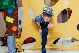 Клубника FEST в КЛАСС проходит весело и вкусно!