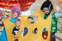 Клубника FEST в КЛАСС проходит весело и вкусно!