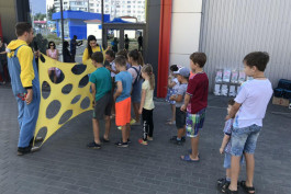 Фото отчет акции "Летом мороженое - осенью подарки"!