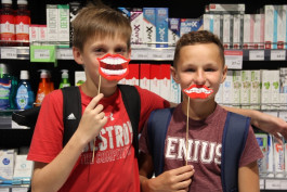 Фотоотчет акции "Дарим скидки за ваши улыбки"