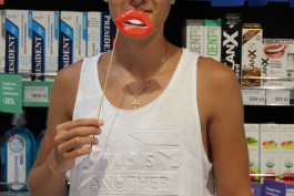 Фотоотчет акции "Дарим скидки за ваши улыбки"